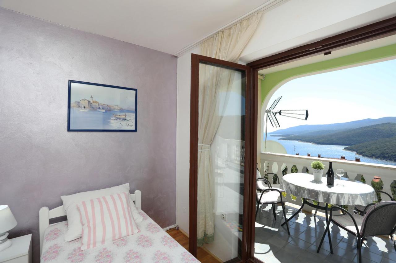 Greenhouse Family Apartments Рабац Екстериор снимка