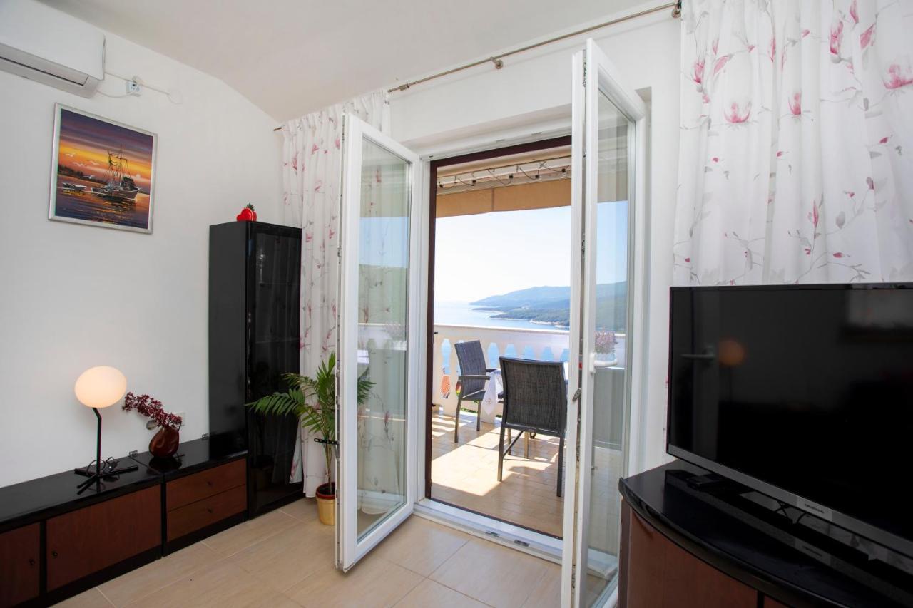Greenhouse Family Apartments Рабац Екстериор снимка